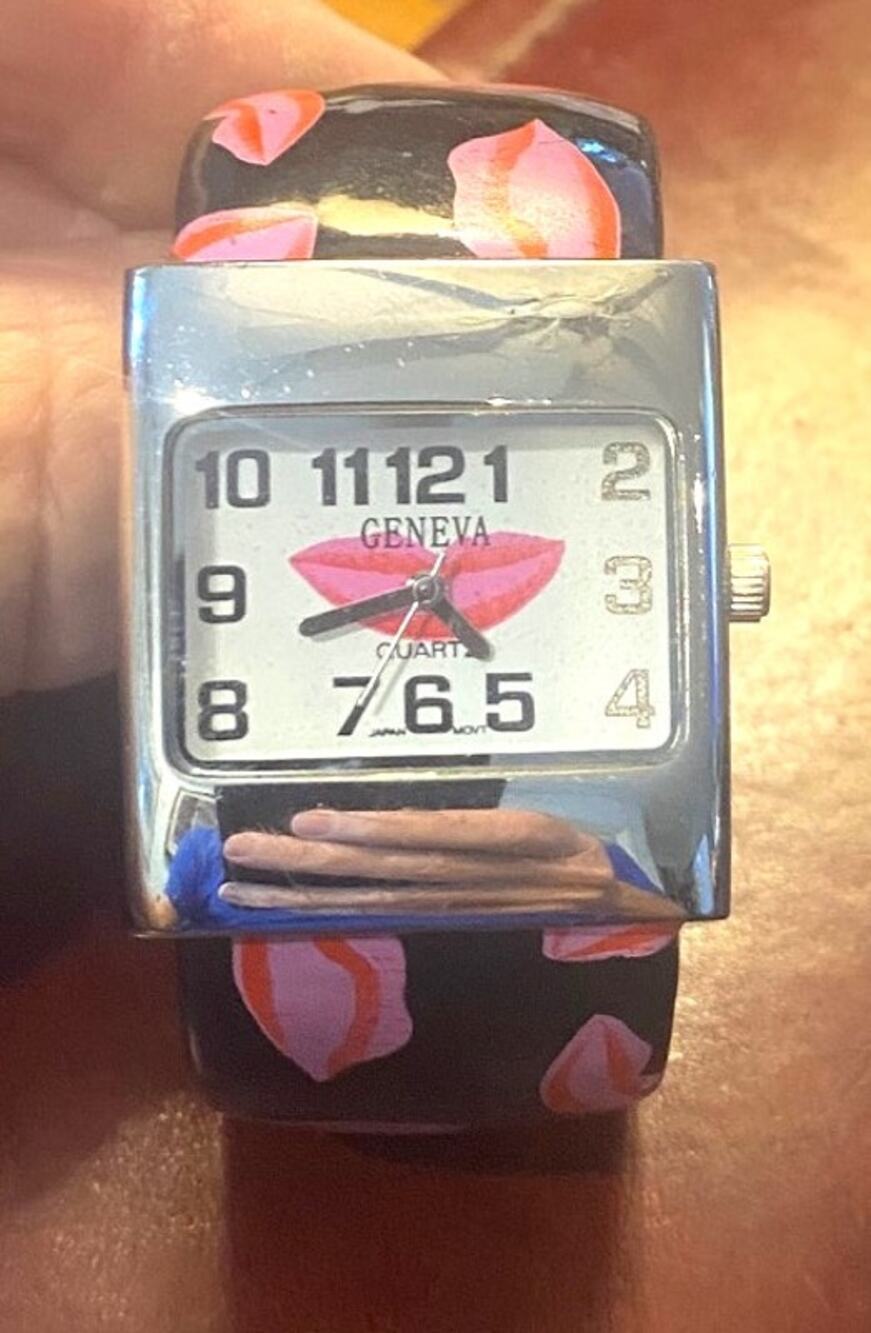 Women's 30mm Silver Tone Geneva Lips Theme Watch, Leather Wrapped